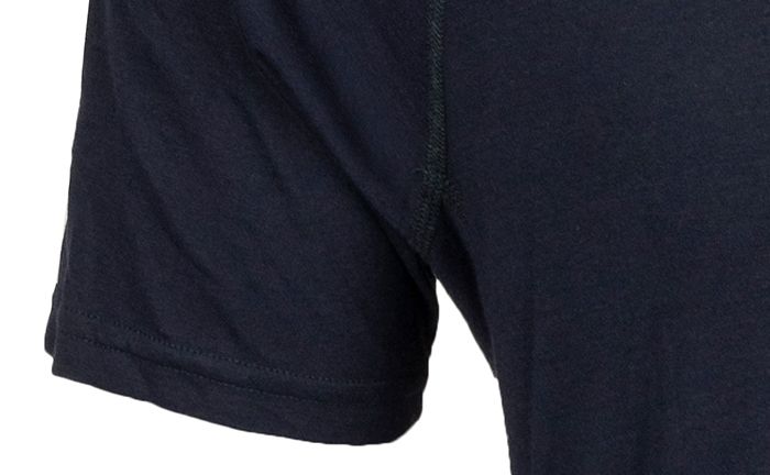 Imagen del detalle del brazo de una camiseta confeccionada por Confortline