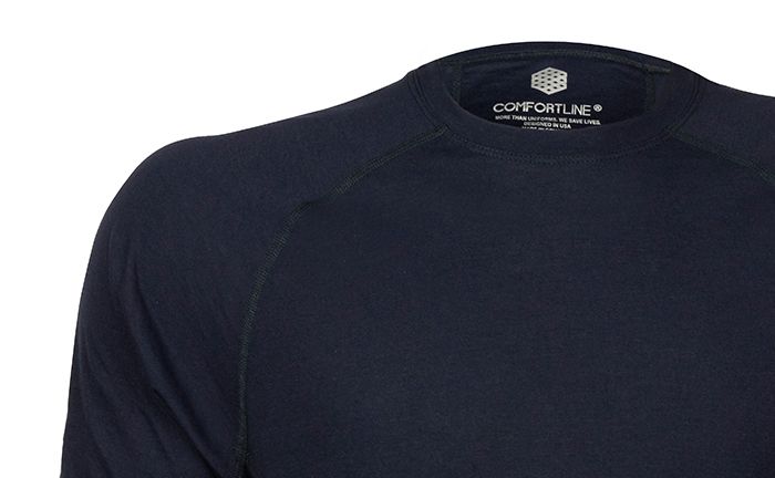 Imagen del detalle del cuello de una camiseta confeccionada por Confortline