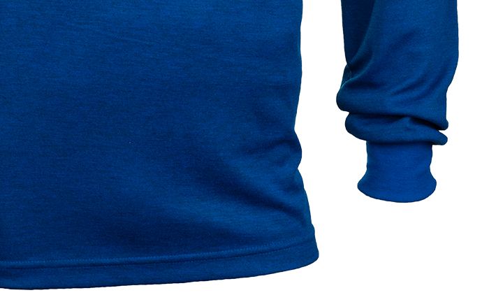 Imagen del detalle del brazo de un hoodie confeccionando por Confortline